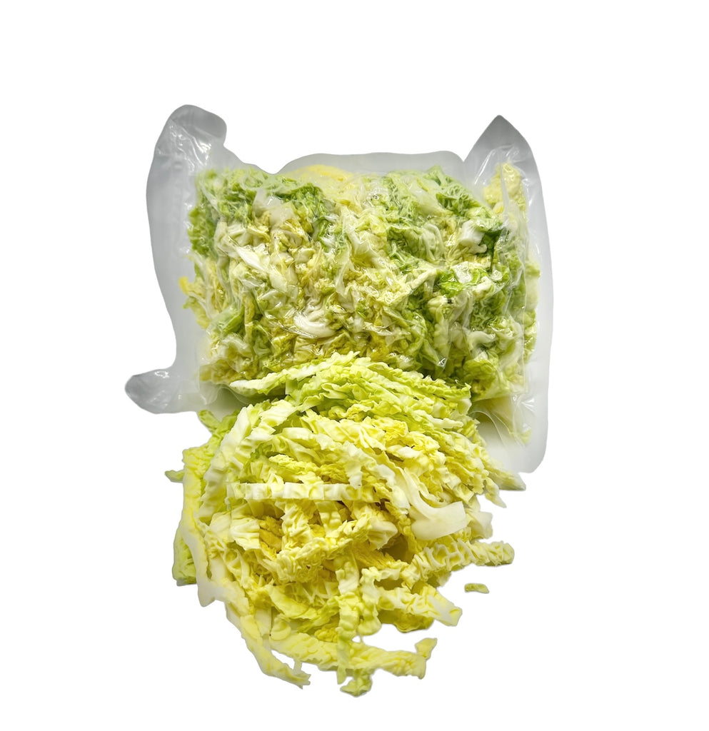 Shredded savoy cabbage vacuum packed